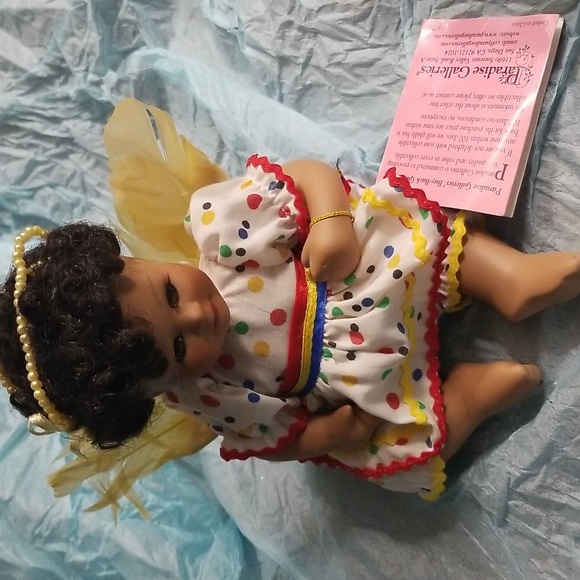 Small brown porcelain doll NWT - Picture 4 of 8